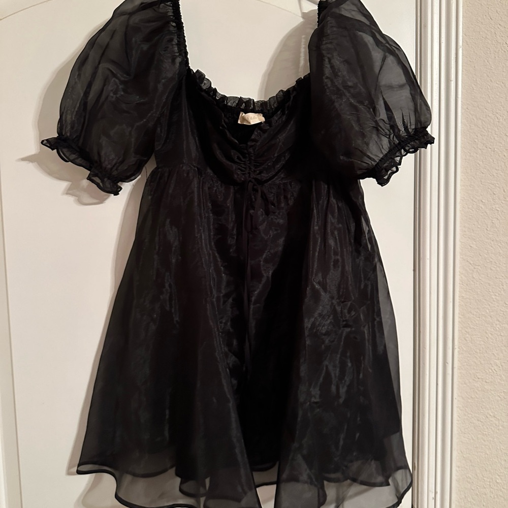 Altard state black babydoll puff sleeves mini dress